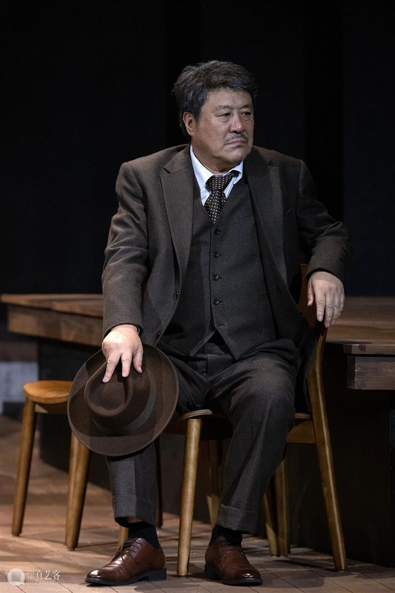 《推销员之死》导演林奕专访 上海话剧艺术中心 推销员之死 导演 林奕 新闻 记者 潘妤阿瑟·米勒 战后 美国 剧作 剧本 崇真艺客